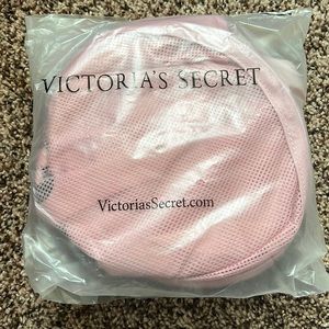 Vs laundry basket